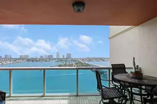 2640 Lake Shore Dr, Riviera Beach, FL 33404 - Photo 1