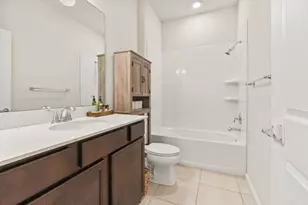 535 SE Villandry Way, Port Saint Lucie, FL 34984 - Photo 21