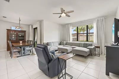 535 SE Villandry Way, Port Saint Lucie, FL 34984 - Photo 13