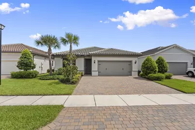 535 SE Villandry Way, Port Saint Lucie, FL 34984 - Photo 1