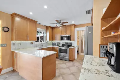 3241 NE 9th Terrace, Pompano Beach, FL 33064 - Photo 15