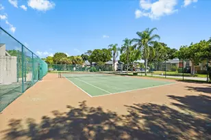 130 Wimbledon Lake Dr, Plantation, FL 33324 - Photo 29