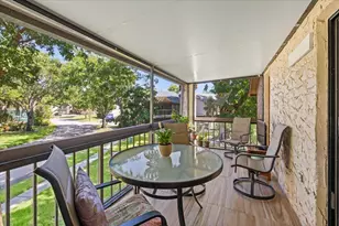 130 Wimbledon Lake Dr, Plantation, FL 33324 - Photo 27
