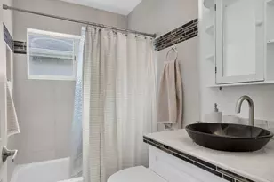 1504 Lake Breeze Dr, Wellington, FL 33414 - Photo 27