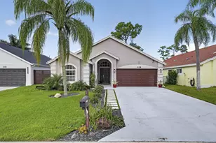 1504 Lake Breeze Dr, Wellington, FL 33414 - Photo 1