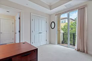 16100 Emerald Estates Dr, Weston, FL 33331 - Photo 9