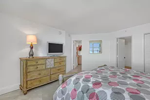 5200 N Ocean Dr, Singer Island, FL 33404 - Photo 23