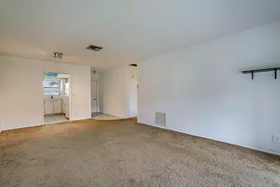 2688 Dudley Drive E #D, West Palm Beach, FL 33415 - Photo 3