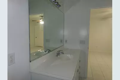 1490 SE Grapeland Avenue, Port Saint Lucie, FL 34952 - Photo 9