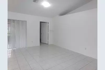 1490 SE Grapeland Avenue, Port Saint Lucie, FL 34952 - Photo 13