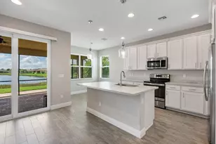 11151 SW Lake Park Dr, Port Saint Lucie, FL 34987 - Photo 25