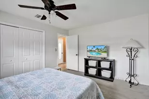 80 SE 10th St, Pompano Beach, FL 33060 - Photo 27