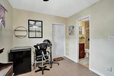 80 SE 10th Street, Pompano Beach, FL 33060 - Photo 23