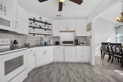 1975 Westminster Circle #4, Vero Beach, FL 32966 - Photo 11