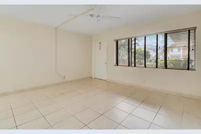 3040 Lake Osborne Drive #109, Lake Worth, FL 33461 - Photo 7