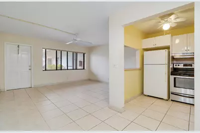 3040 Lake Osborne Drive #109, Lake Worth Beach, FL 33461 - Photo 9