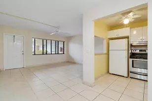 3040 Lake Osborne Dr, Lake Worth Beach, FL 33461 - Photo 9