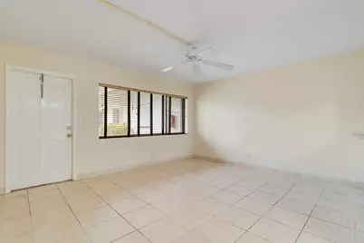 3040 Lake Osborne Drive #109, Lake Worth, FL 33461 - Photo 5