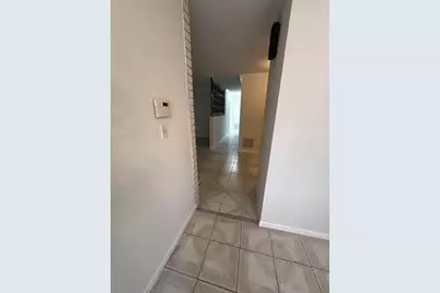 2320 NW 30th Way, Fort Lauderdale, FL 33311 - Photo 25