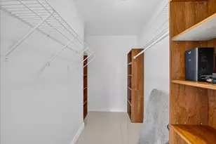 300 Diplomat Pkwy, Hallandale Beach, FL 33009 - Photo 19
