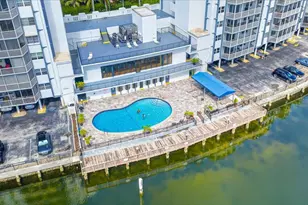 300 Diplomat Pkwy, Hallandale Beach, FL 33009 - Photo 27