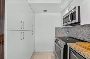 300 Diplomat Pkwy, Hallandale Beach, FL 33009 - Photo 13