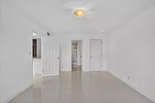 300 Diplomat Pkwy, Hallandale Beach, FL 33009 - Photo 17