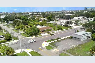 1305 Suwanee Drive, West Palm Beach, FL 33409 - Photo 5