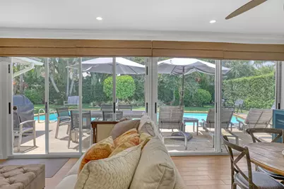 306 Cascade Lane, Palm Beach Shores, FL 33404 - Photo 21