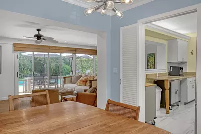 306 Cascade Lane, Palm Beach Shores, FL 33404 - Photo 13