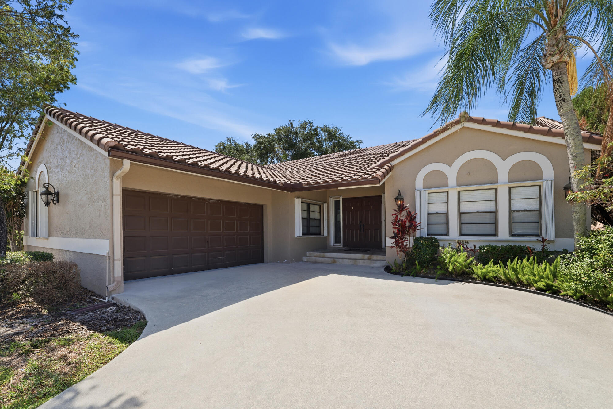 8555 Eagle Run Dr - 8555 Eagle Run Dr, Boca Raton, FL 33434 Luxury Property | Jose Angel Pina