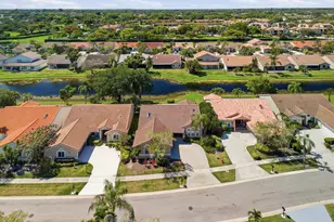 8555 Eagle Run Dr, Boca Raton, FL 33434 - Photo 3