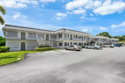 3160 Lake Osborne Drive #Bldg 6 unit 206, Lake Worth, FL 33461 - Photo 1