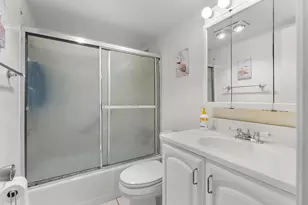 3160 Lake Osborne Dr, Lake Worth Beach, FL 33461 - Photo 13