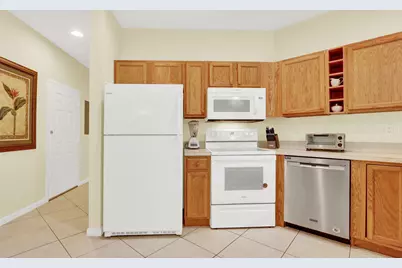 8319 Mulligan Circle, Port Saint Lucie, FL 34986 - Photo 7