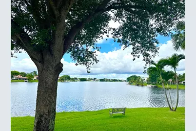 12155 Sunset Point Circle, Wellington, FL 33414 - Photo 3
