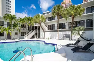 2100 NE 33rd Ave, Fort Lauderdale, FL 33305 - Photo 1