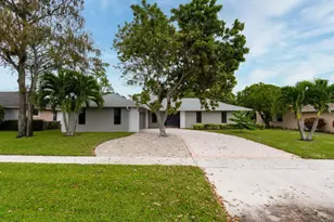 13575 Columbine Ave, Wellington, FL 33414 - Photo 3