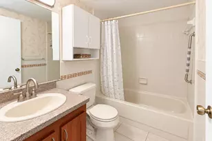 3178 Via Poinciana Dr, Lake Worth, FL 33467 - Photo 9