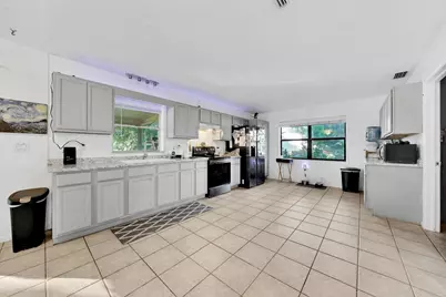 1031 SW 24th Avenue, Okeechobee, FL 34974 - Photo 13