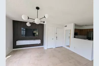 1215 Crystal Way #G, Delray Beach, FL 33444 - Photo 3