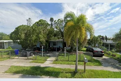 3034 2nd Street, Fort Myers, FL 33916 - Photo 1