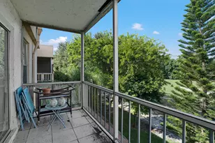 8400 Lagos De Campo Blvd, Tamarac, FL 33321 - Photo 19