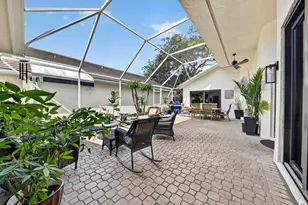 2865 N Clearbrook Circle N, Delray Beach, FL 33445 - Photo 5
