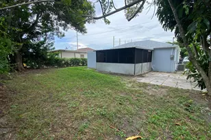 756 W 1st St, Riviera Beach, FL 33404 - Photo 5