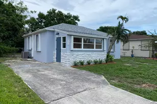 756 W 1st St, Riviera Beach, FL 33404 - Photo 3