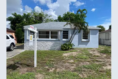756 W 1st Street, Riviera Beach, FL 33404 - Photo 1