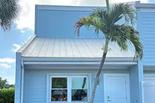 804 Shorewinds Dr, Fort Pierce, FL 34949 - Photo 1