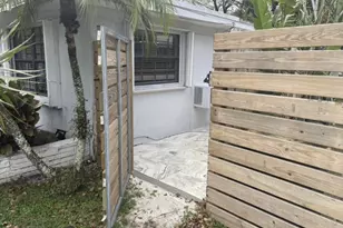 3610 Lloyd Dr, Oakland Park, FL 33309 - Photo 9