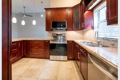 325 NW 65th Terrace #325, Plantation, FL 33317 - Photo 11